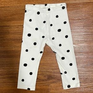 BLACK AND WHITE POLKA DOT LEGGINGS